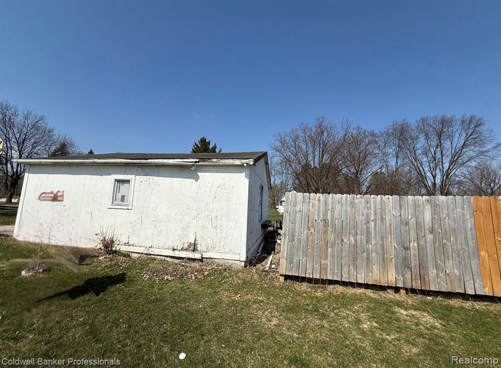 2931 Grant Road Rochester Hills, MI 48309 - Photo 3 of 5