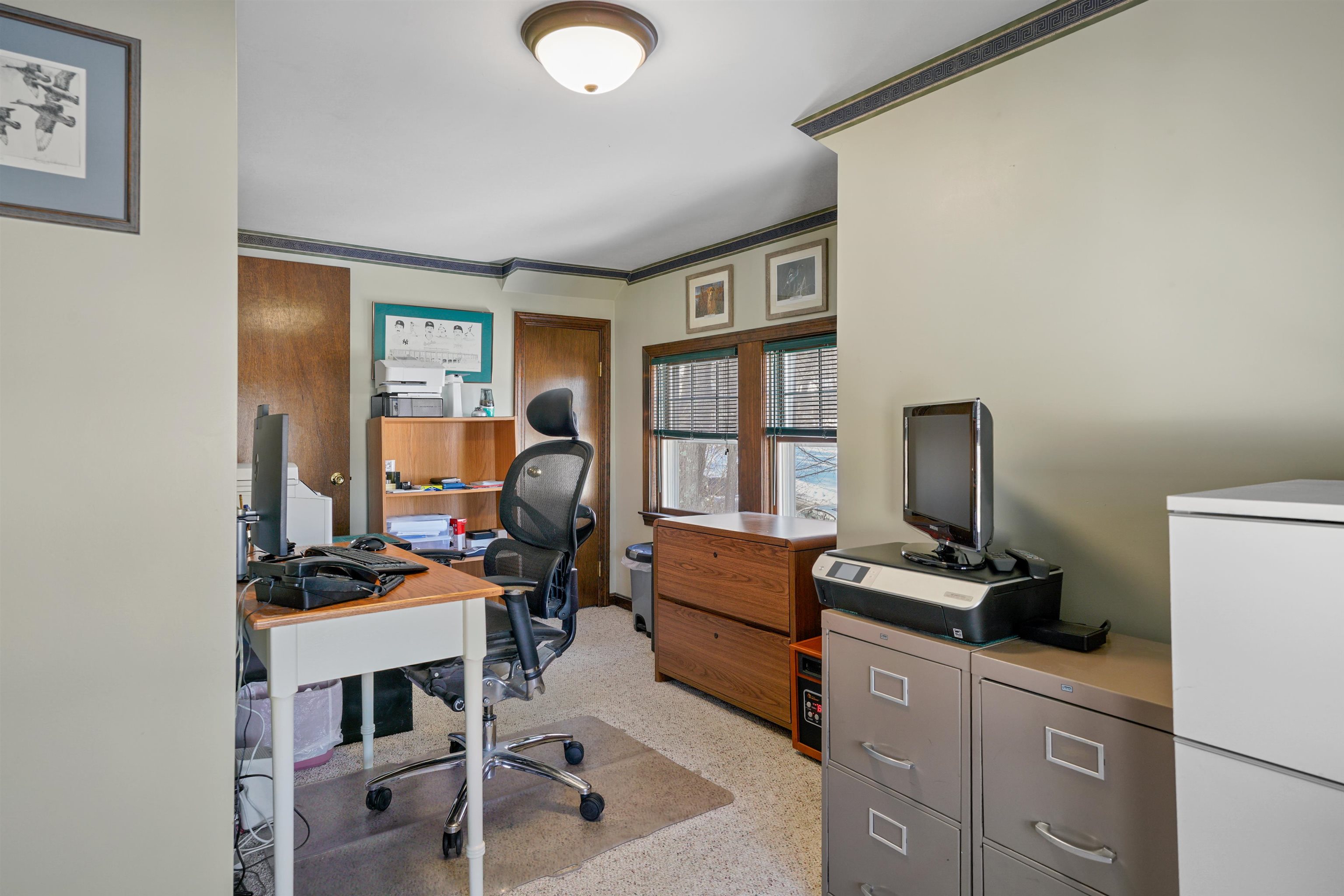 31 Libbey Street Goffstown, NH 03102 - Photo 13 of 19