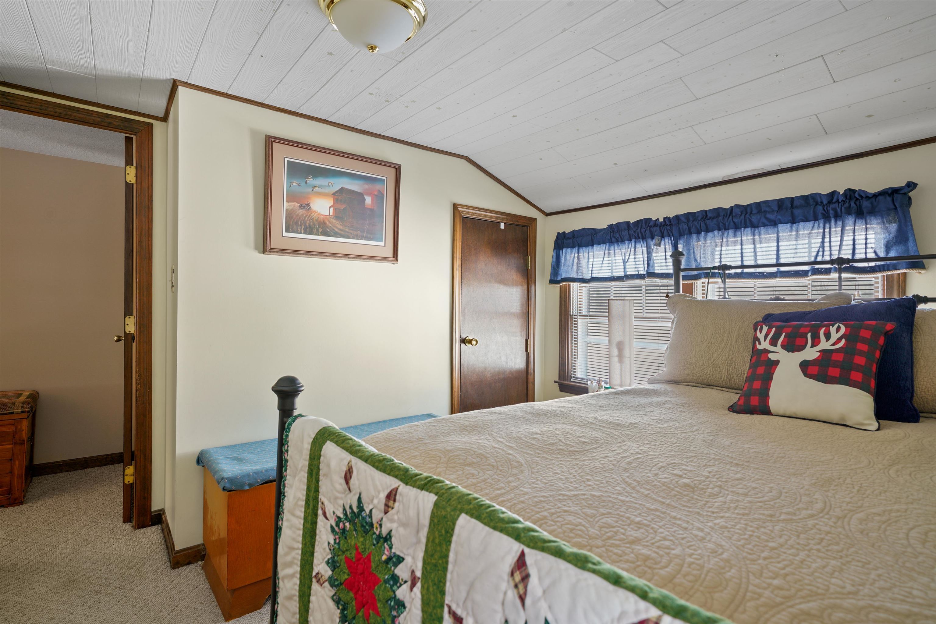 31 Libbey Street Goffstown, NH 03102 - Photo 15 of 19