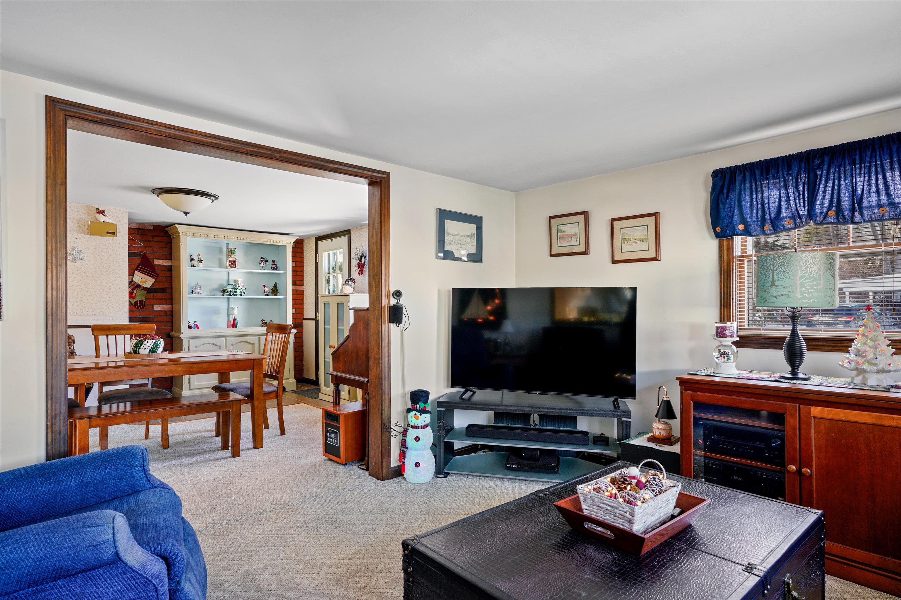 31 Libbey Street Goffstown, NH 03102 - Photo 9 of 19