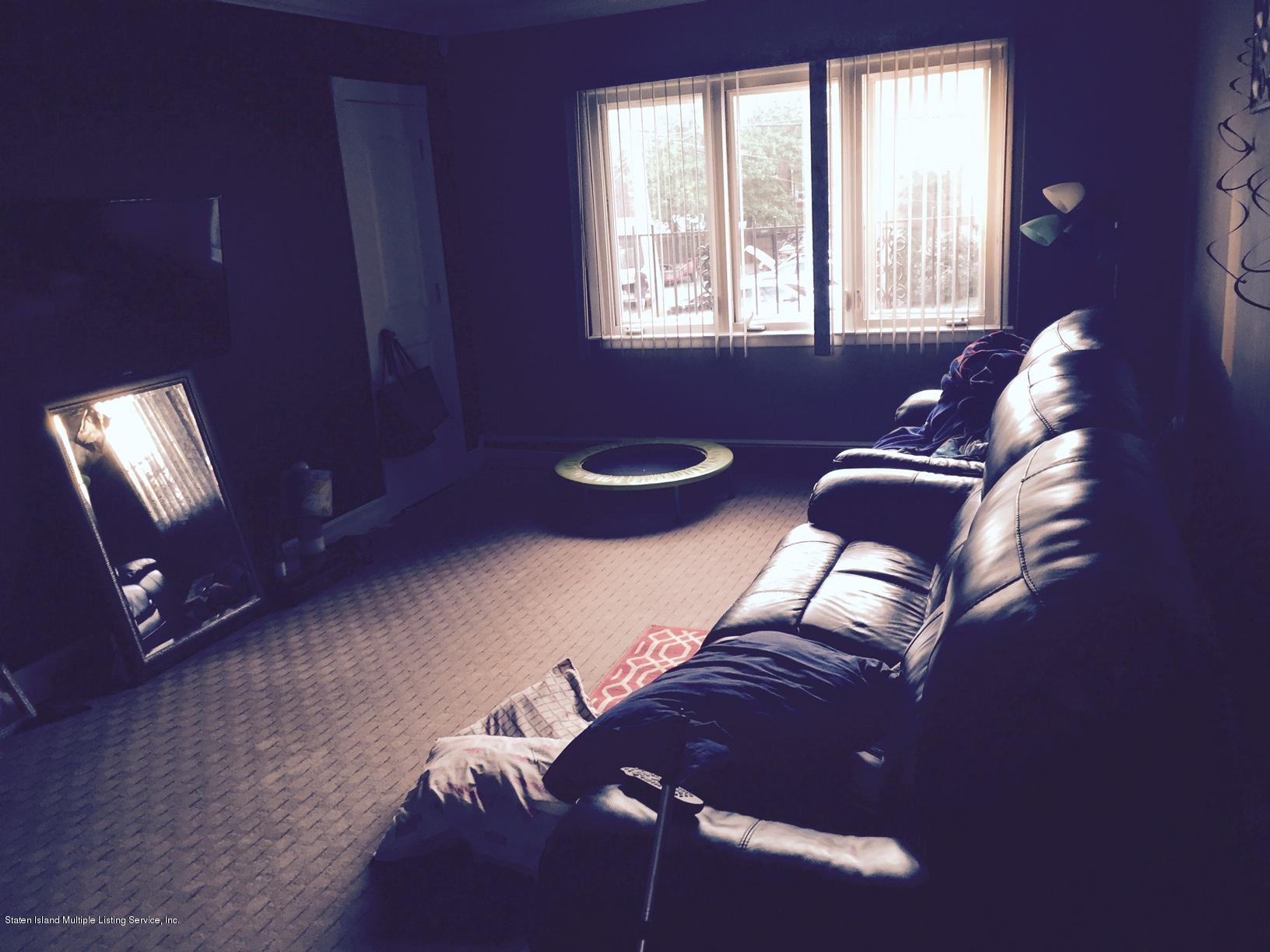 4 Edgewood Road Staten Island, NY 10308 - Photo 2 of 3 4edgewoodLR