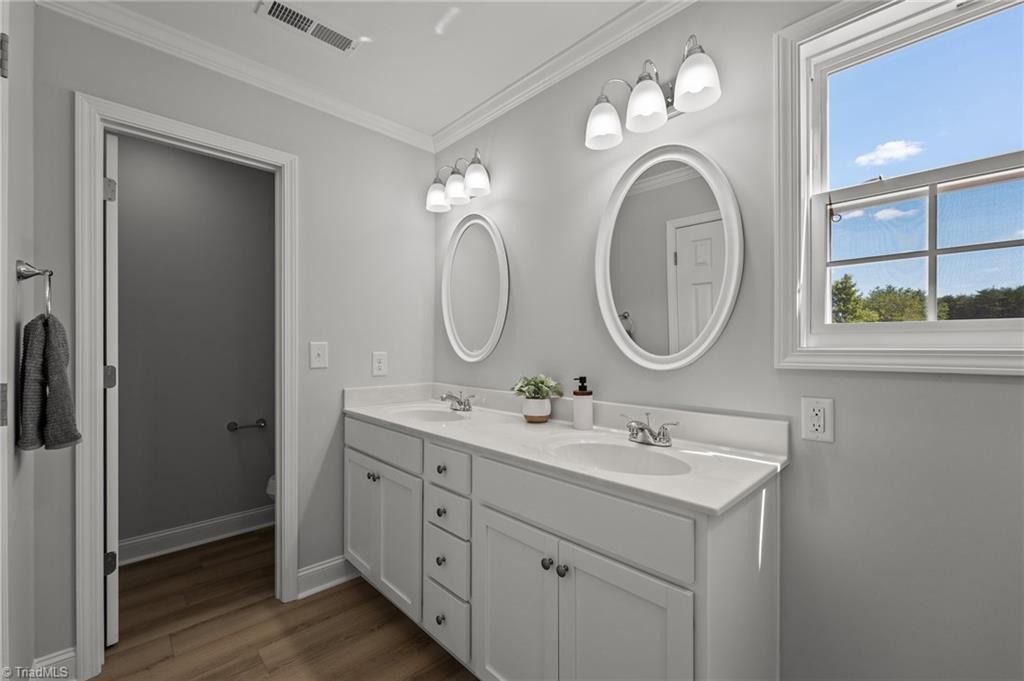 2472 Price Road Eden, NC 27288 - Photo 23 of 40 Primary bathroom