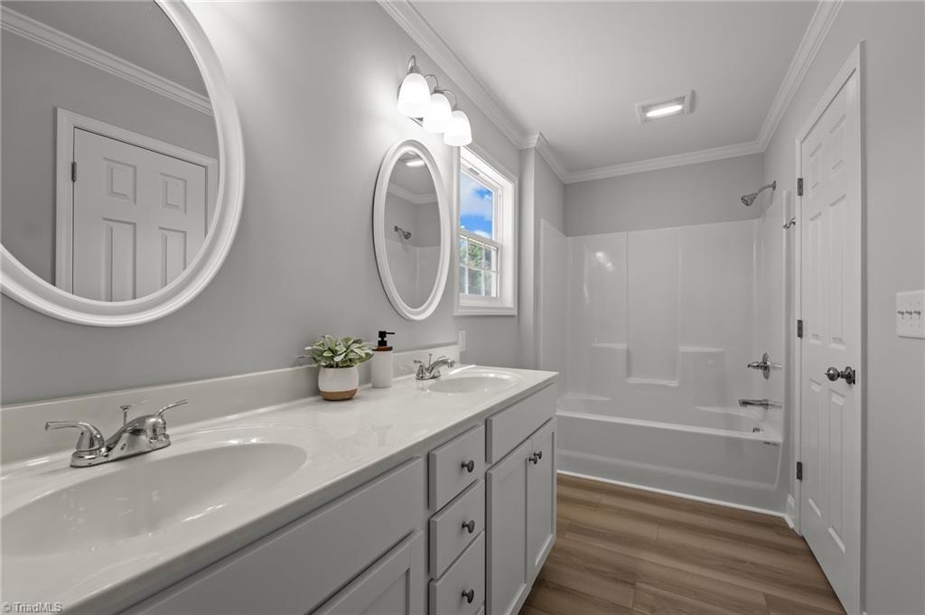 2472 Price Road Eden, NC 27288 - Photo 24 of 40 Primary bathroom