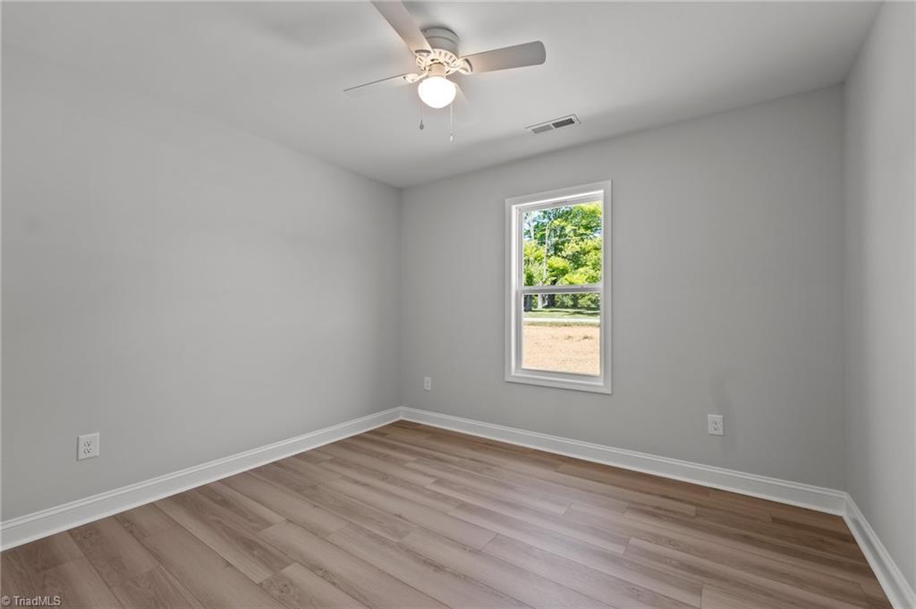 2472 Price Road Eden, NC 27288 - Photo 29 of 40 3rd bedroom