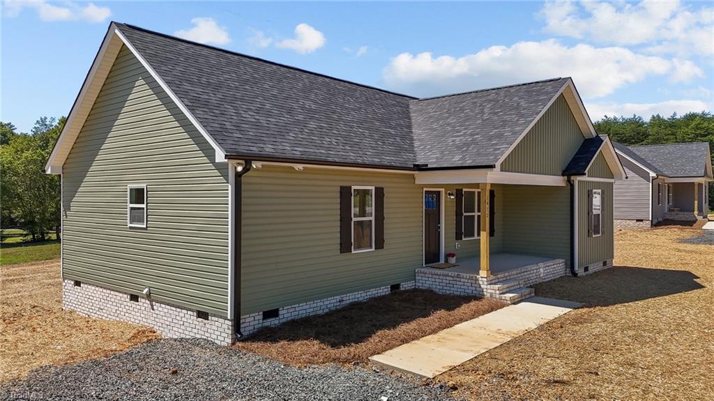 2472 Price Road Eden, NC 27288 - Photo 3 of 40 Gallery Image 3