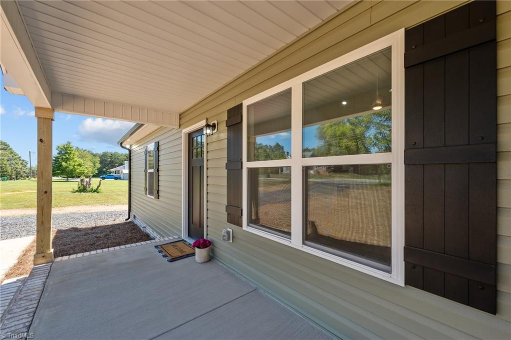 2472 Price Road Eden, NC 27288 - Photo 7 of 40 Gallery Image 7