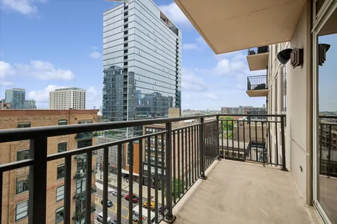 $435,000 | 1111 South Wabash Avenue, Unit 1110, Chicago, IL 60605