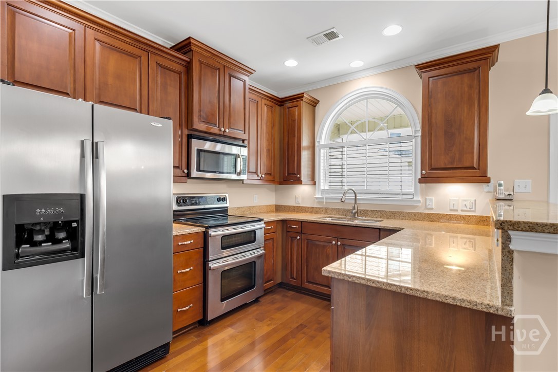 227 Durham Park Way Pooler, GA 31322 - Photo 6 of 31 Kitchen