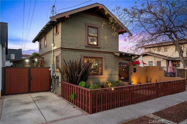 $850,000 | 1929 East 6th Street, Long Beach, CA 90802