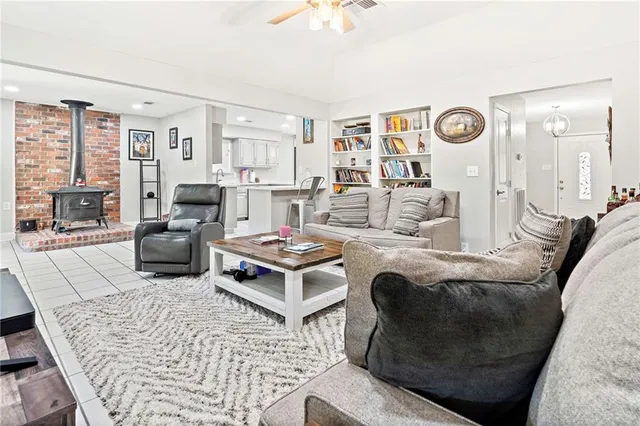 $314,900 | 61 Parlange Drive, Destrehan, LA 70047