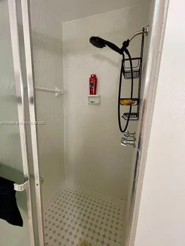 $1,900 | 5300 Washington Street, Unit S112, Hollywood, FL 33021