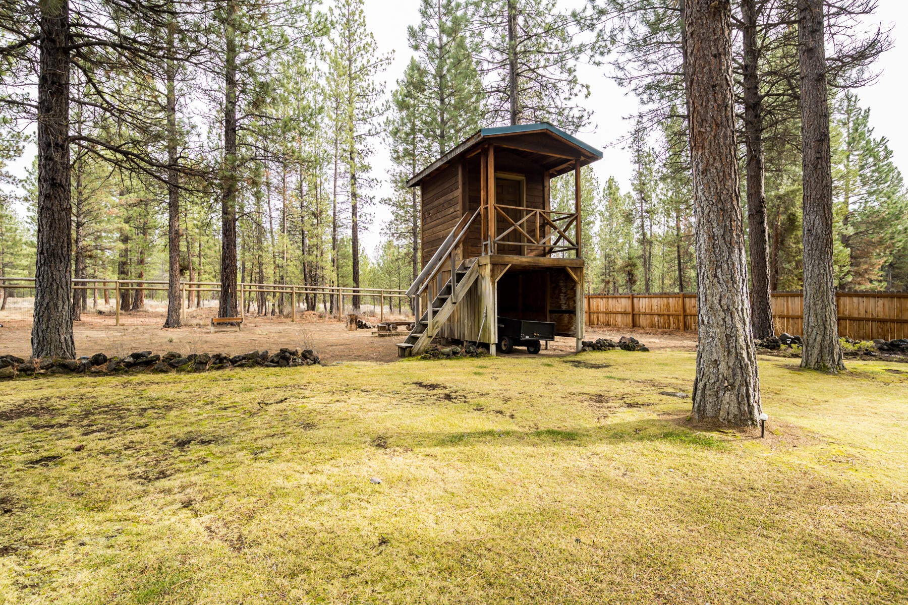 17683 Randy Court La Pine, OR 97739 - Photo 35 of 43 37JH5_4340