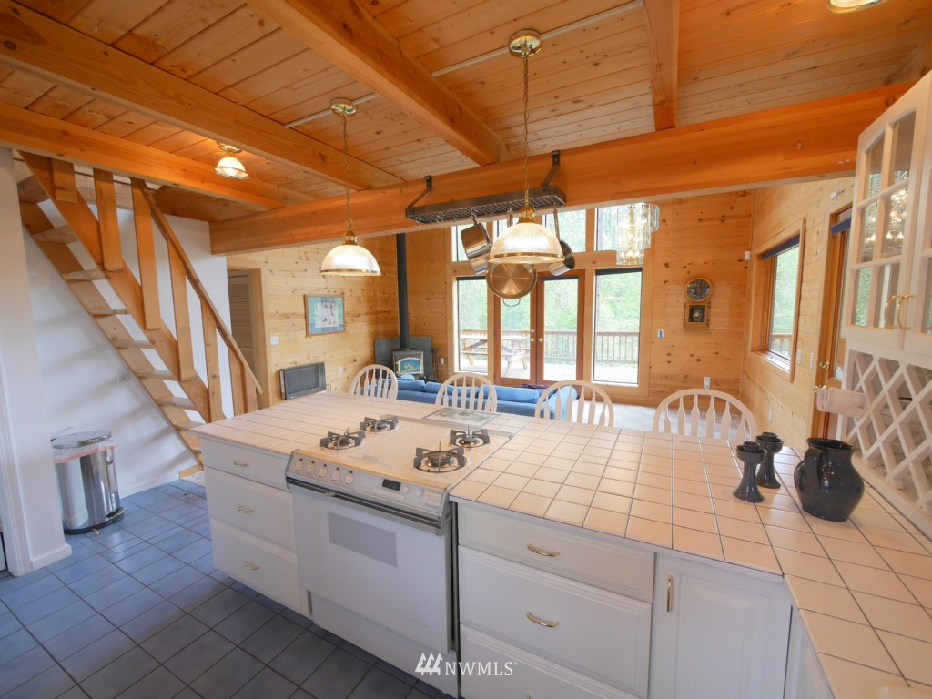 210 West Chewuch Road Winthrop, WA 98862 - Photo 11 of 25 Gallery Image 11