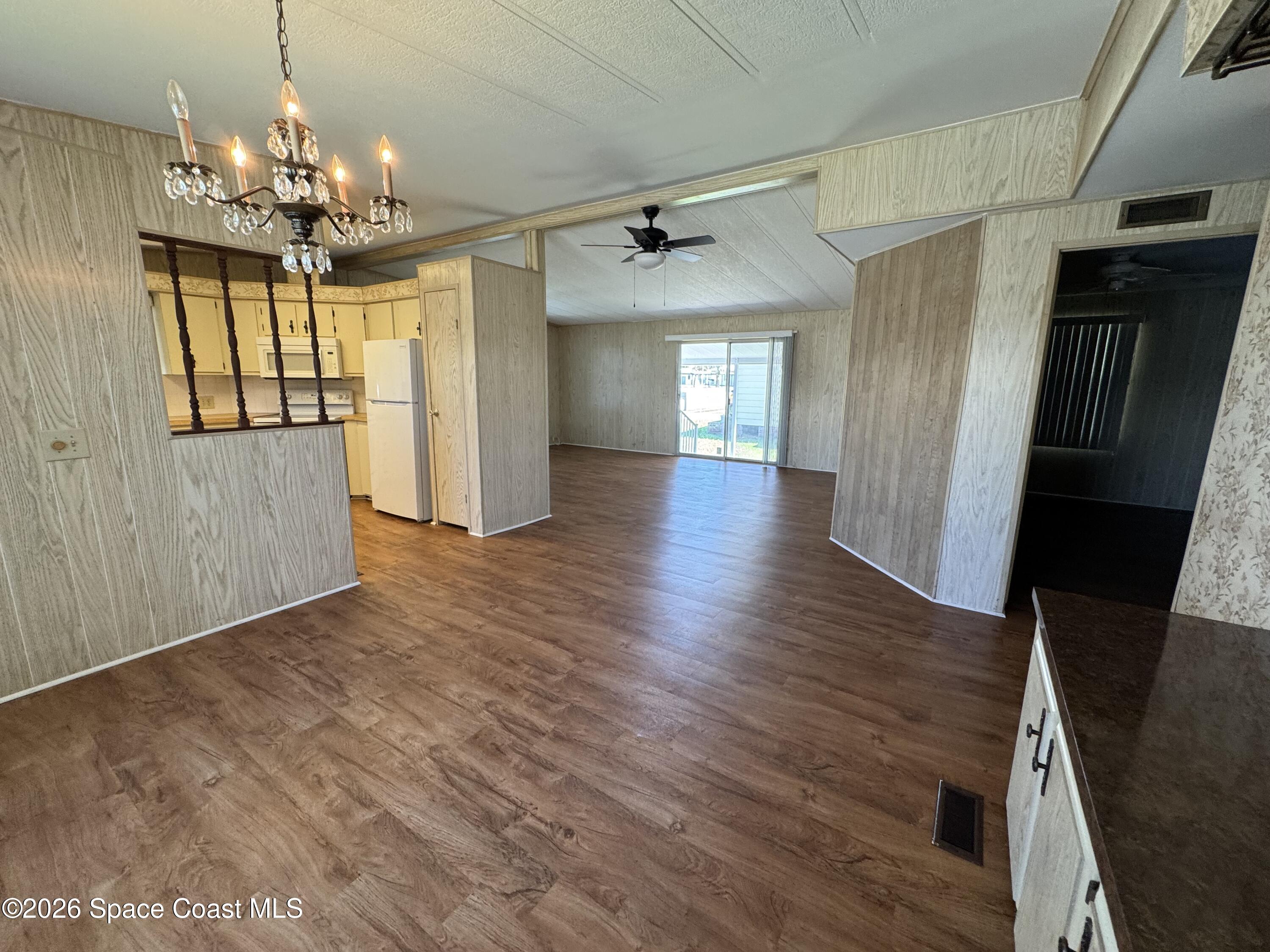 1894 Coco Plum Street Northeast Palm Bay, FL 32905 - Photo 6 of 27 Dining