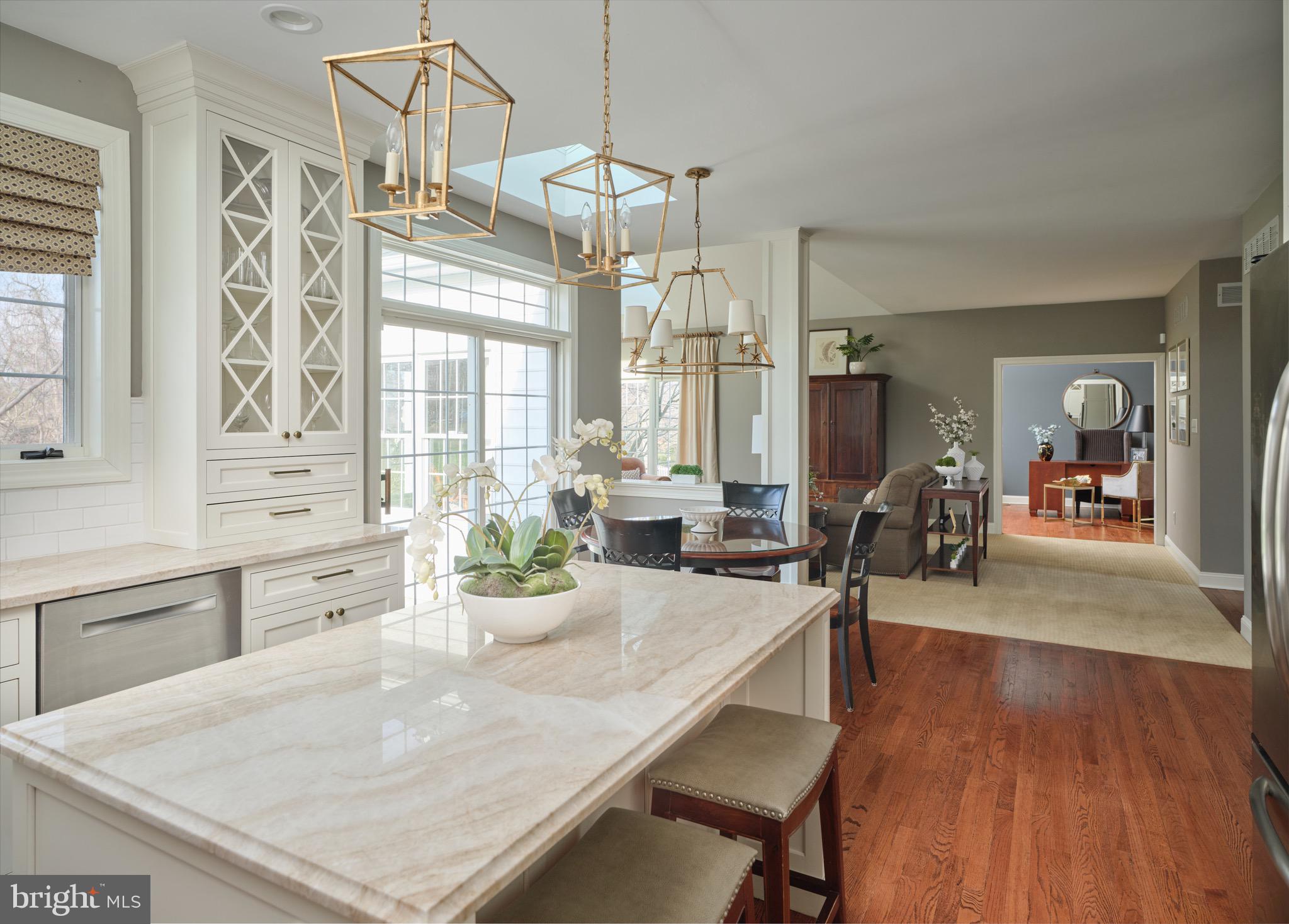 1052 South Kimbles Road Yardley, PA 19067 - Photo 17 of 74 Large island