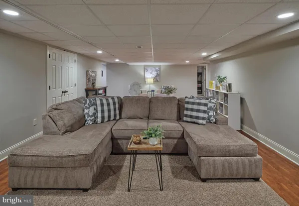 $1,374,900 | 1052 South Kimbles Road, Yardley, PA 19067