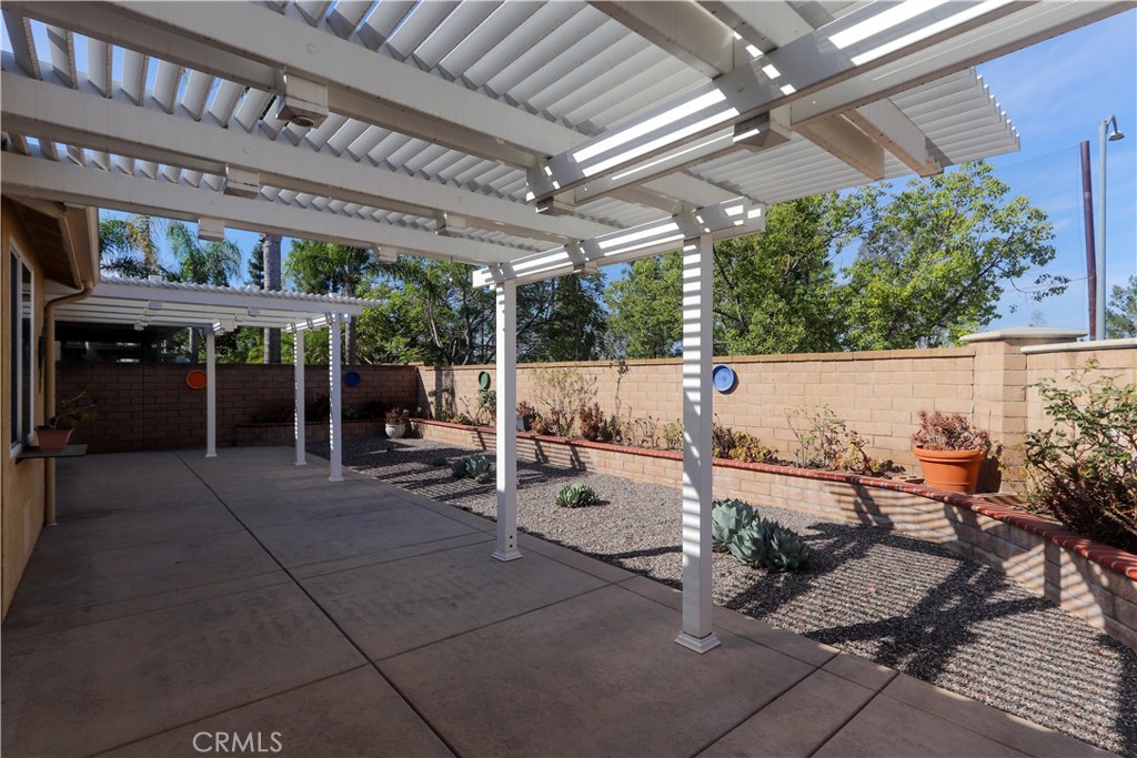 327 Tomko Way Placentia, CA 92870 - Photo 33 of 47 a view of a chairs and tables in patio