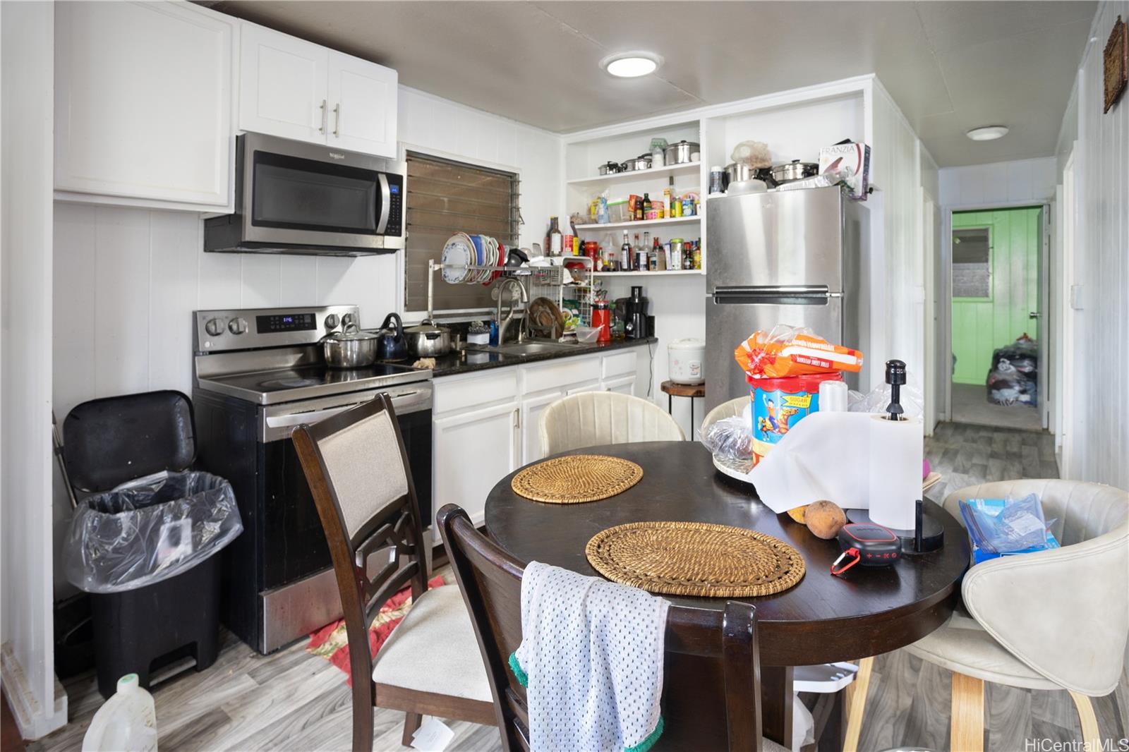 86-401 Kuwale Road Waianae, HI 96792 - Photo 3 of 25 Gallery Image 3