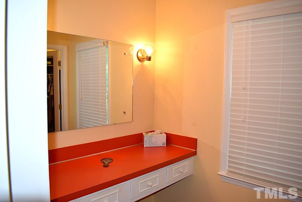 5509 Fairoaks Road Durham, NC 27712 - Photo 15 of 23