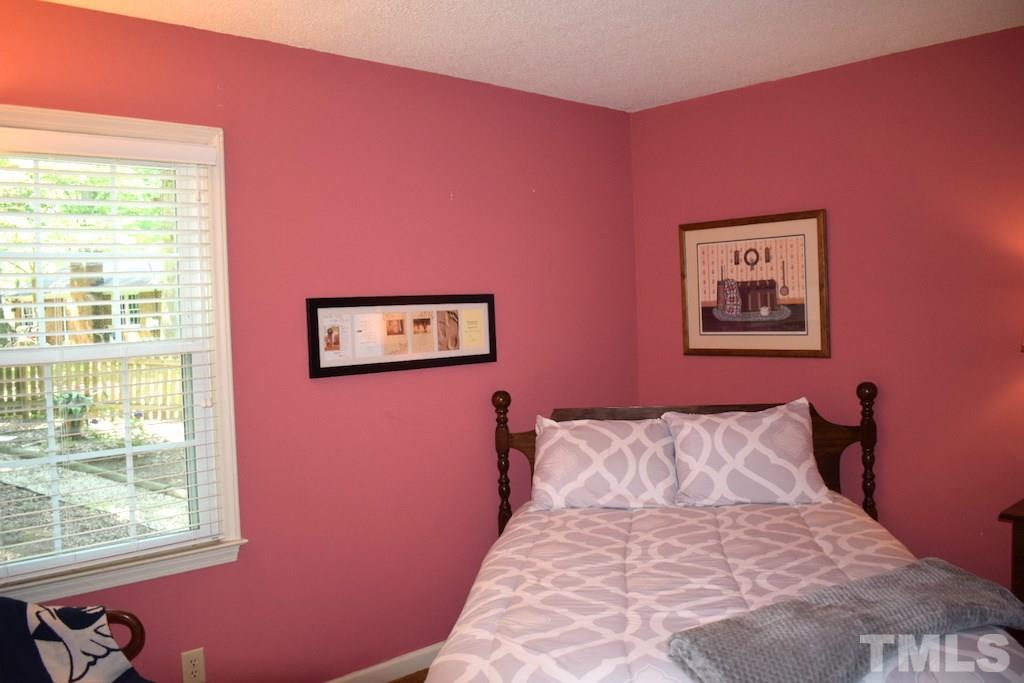 5509 Fairoaks Road Durham, NC 27712 - Photo 17 of 23
