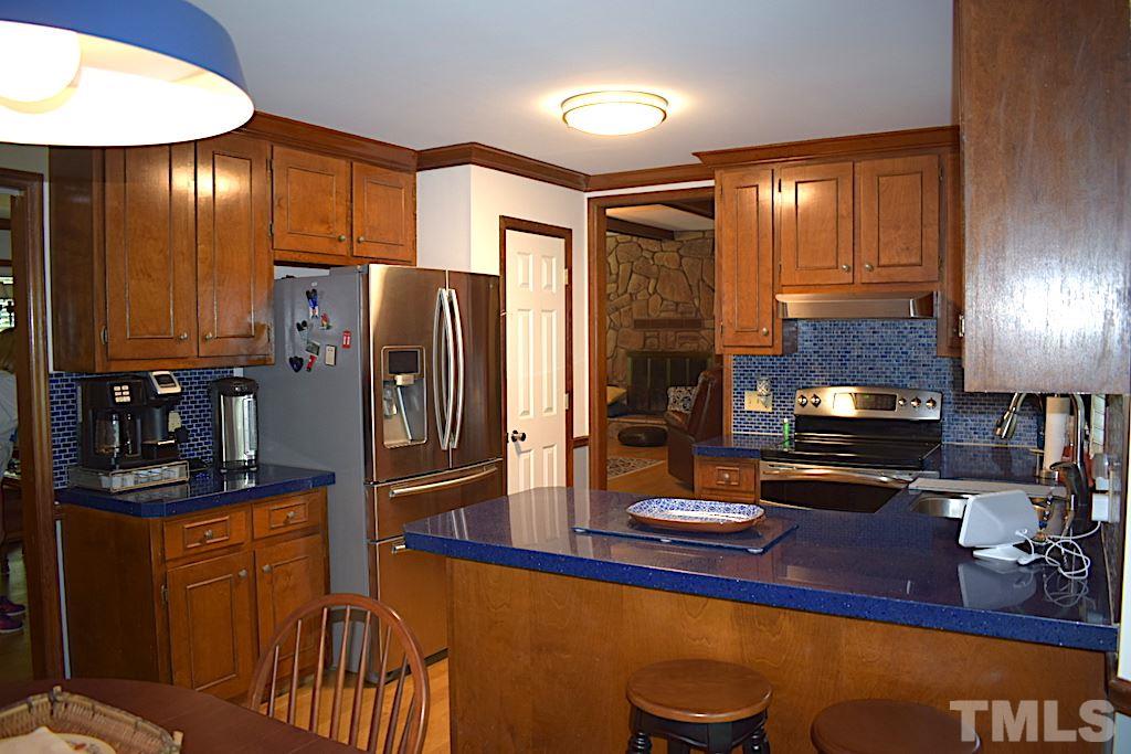 5509 Fairoaks Road Durham, NC 27712 - Photo 6 of 23