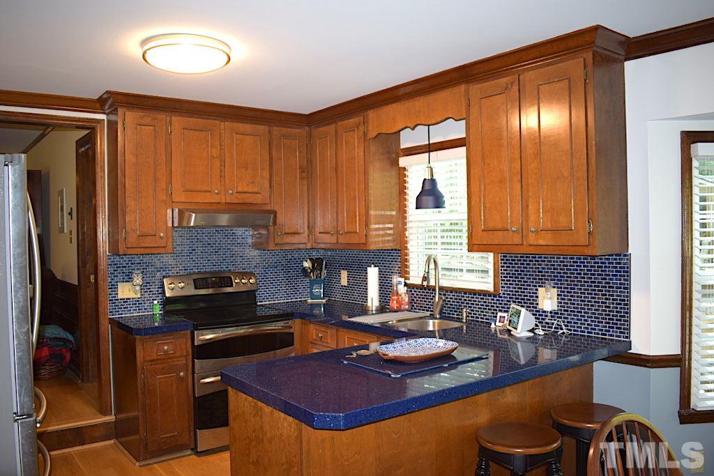 5509 Fairoaks Road Durham, NC 27712 - Photo 7 of 23