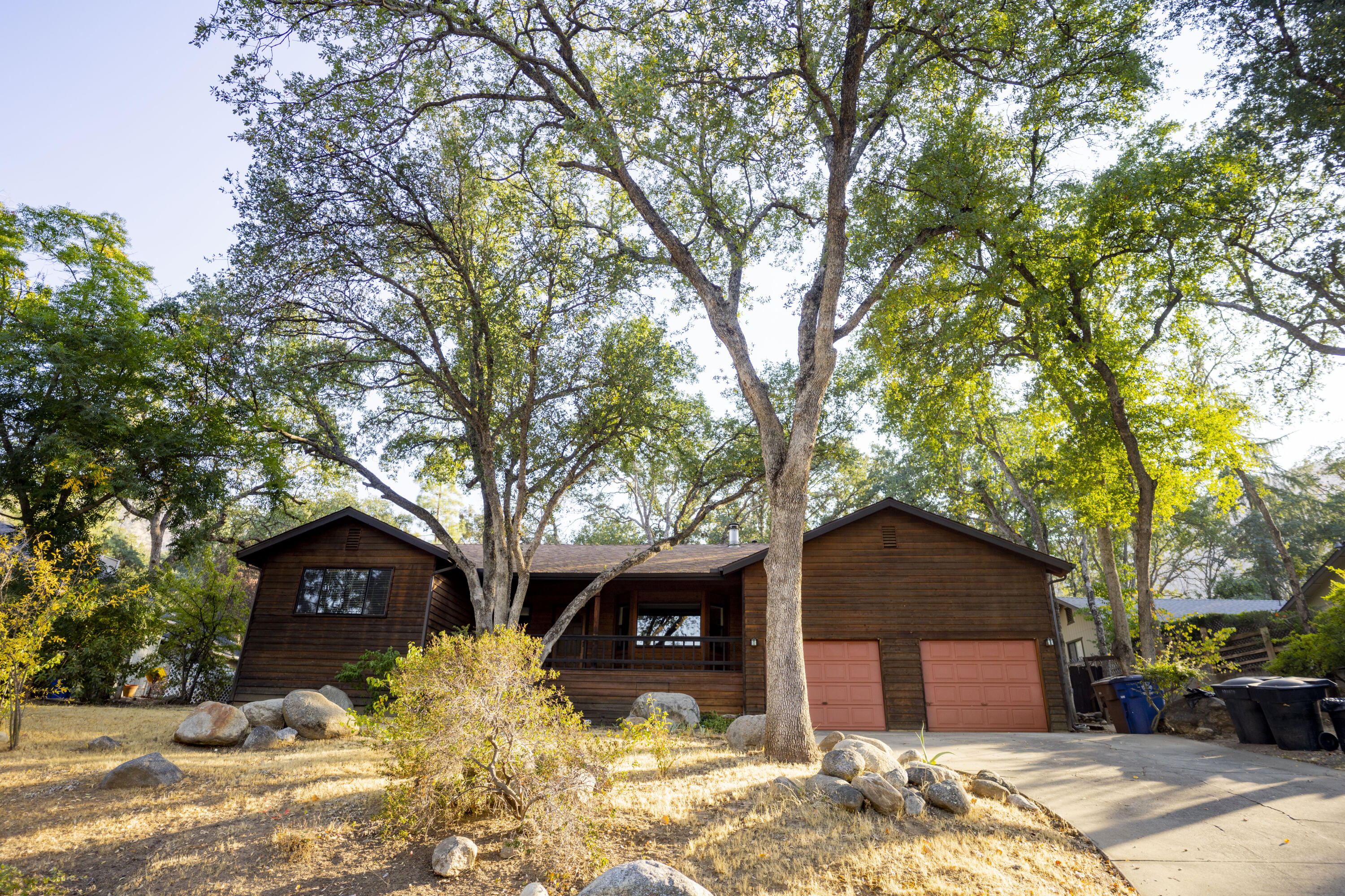 41011 Meadow Drive Three Rivers, CA 93271 - Photo 1 of 47 002-DSC04229