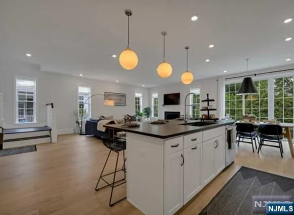 $6,800 | 1 Davies Drive, Old Tappan, NJ 07675