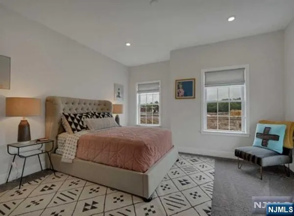 $6,800 | 1 Davies Drive, Old Tappan, NJ 07675