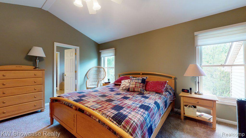 917 Rambling Drive Rochester Hills, MI 48307 - Photo 19 of 47