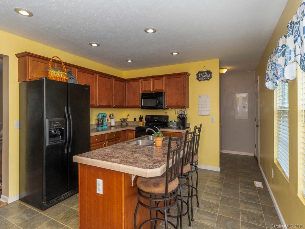 594 Jenkins Valley Road Alexander, NC 28701 - Photo 9 of 20 Gallery Image 9
