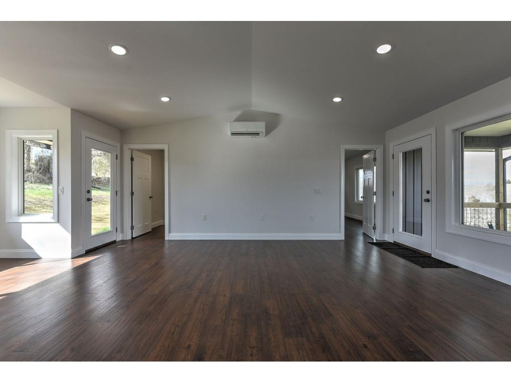 183 Clear Springs Road Limestone, TN 37681 - Photo 10 of 36 Photo 10