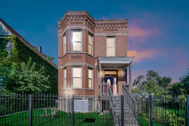 a front view of a house