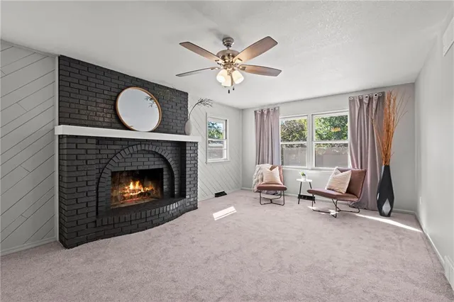 $335,000 | 7401 North Central Street, Kansas City, MO 64118