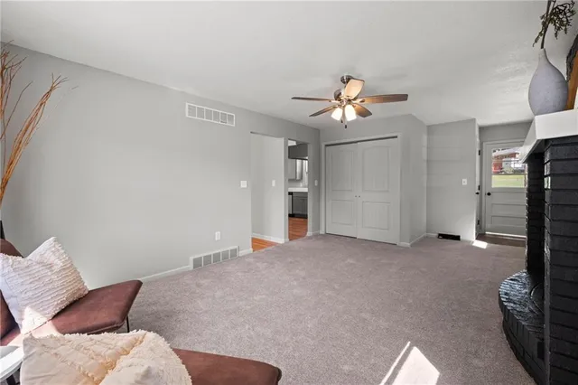 $335,000 | 7401 North Central Street, Kansas City, MO 64118