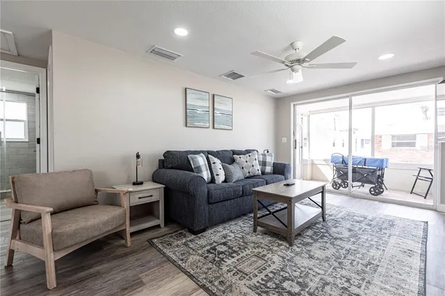 $8,000 | 6020 Midnight Pass Road, Unit 41, Sarasota, FL 34242