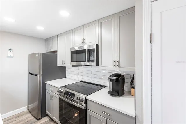 $8,000 | 6020 Midnight Pass Road, Unit 41, Sarasota, FL 34242