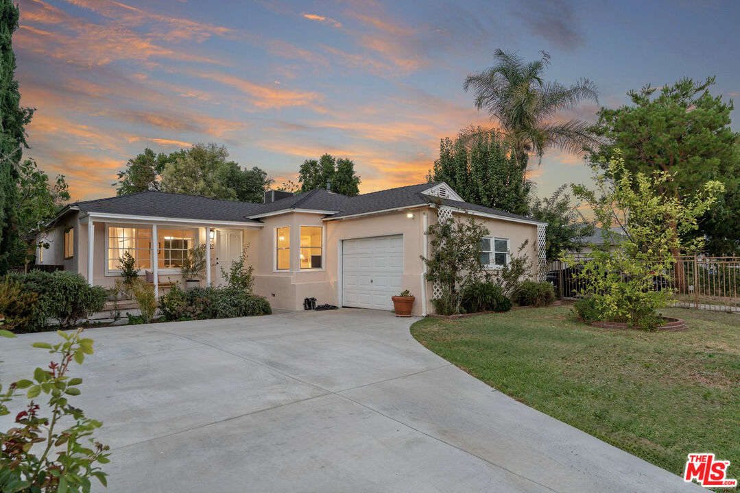 19427 Lemay Street Reseda, CA 91335 - Photo 1 of 28