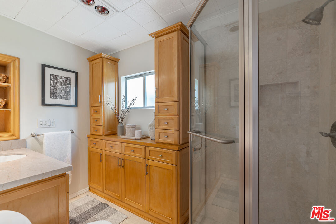 19427 Lemay Street Reseda, CA 91335 - Photo 18 of 28