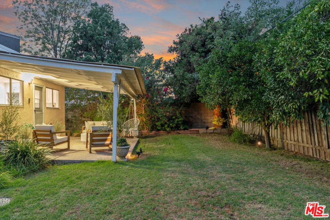 19427 Lemay Street Reseda, CA 91335 - Photo 27 of 28