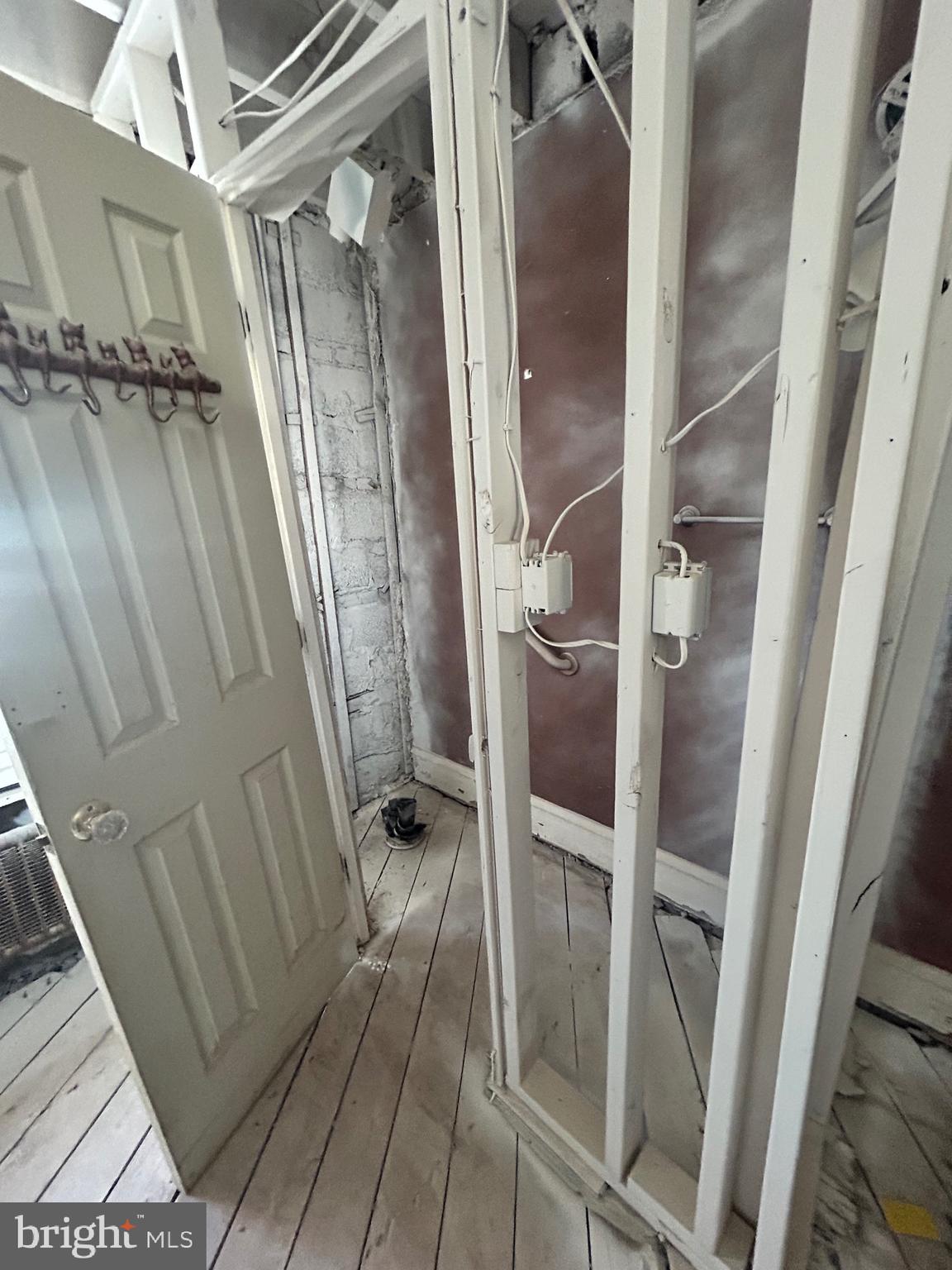 916 Calwell Road Baltimore, MD 21229 - Photo 5 of 15