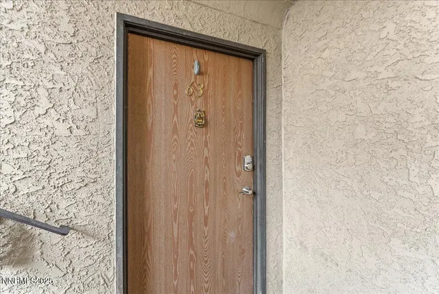 $210,000 | 63 Vista Rafael Parkway, Reno, NV 89503