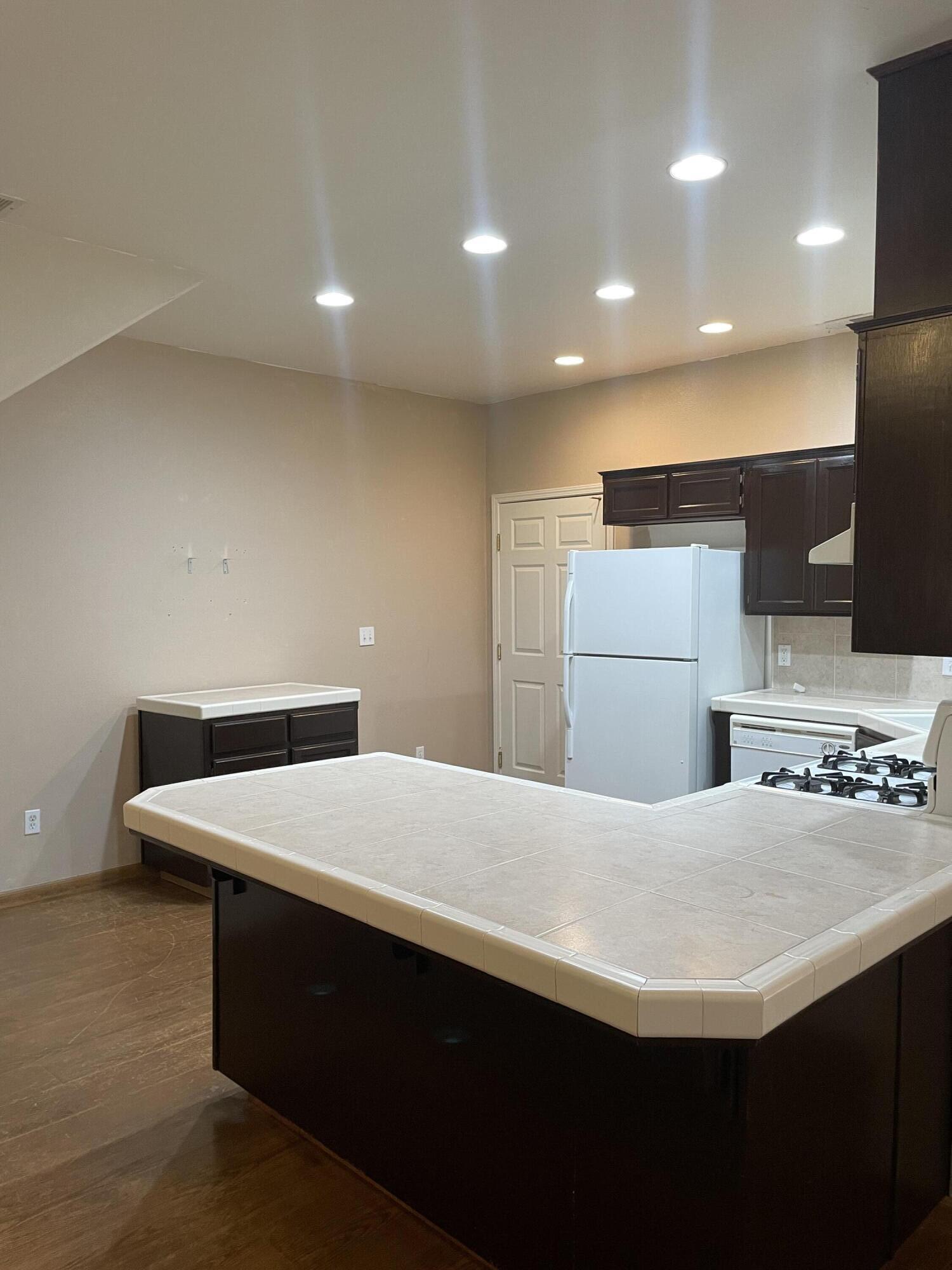 130 South Filbert Road Exeter, CA 93221 - Photo 6 of 19 IMG-1815