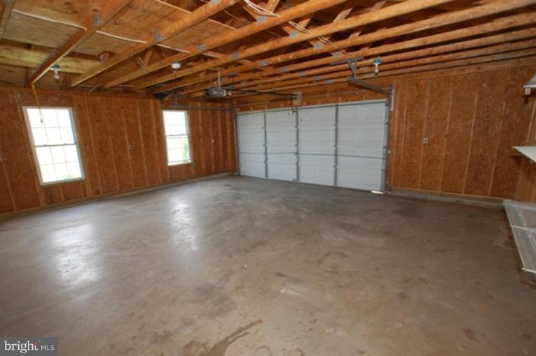 4250 Rinehart Road Westminster, MD 21158 - Photo 8 of 23 Garage 1