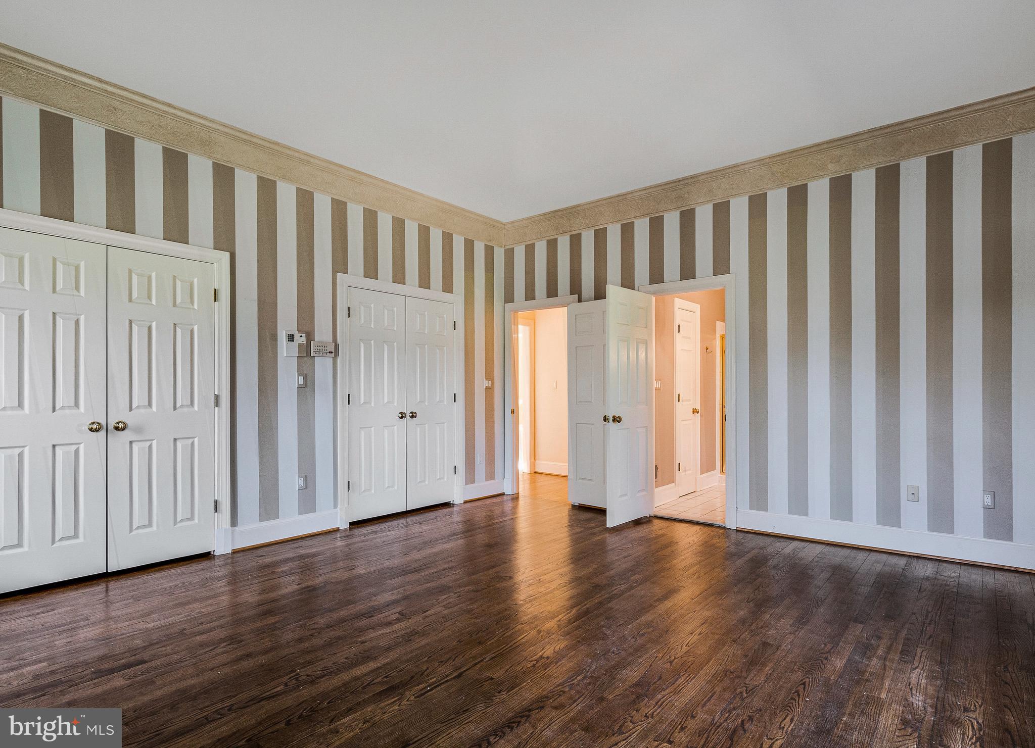 938 Douglass Drive McLean, VA 22101 - Photo 12 of 105