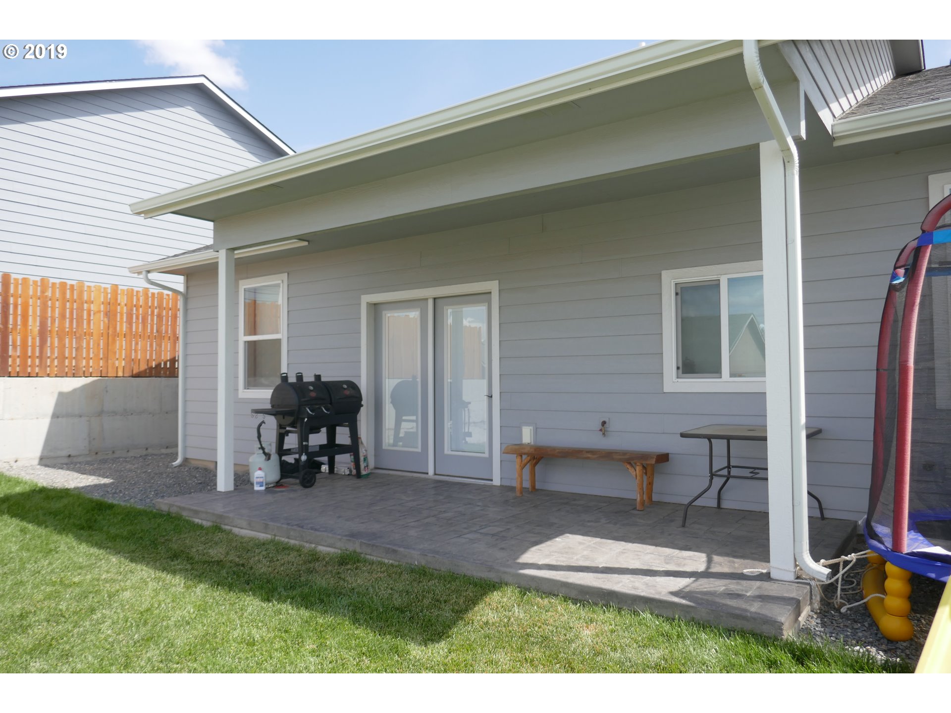 1821 Southwest 2nd Street Pendleton, OR 97801 - Photo 6 of 24 a view of outdoor space yard and patio