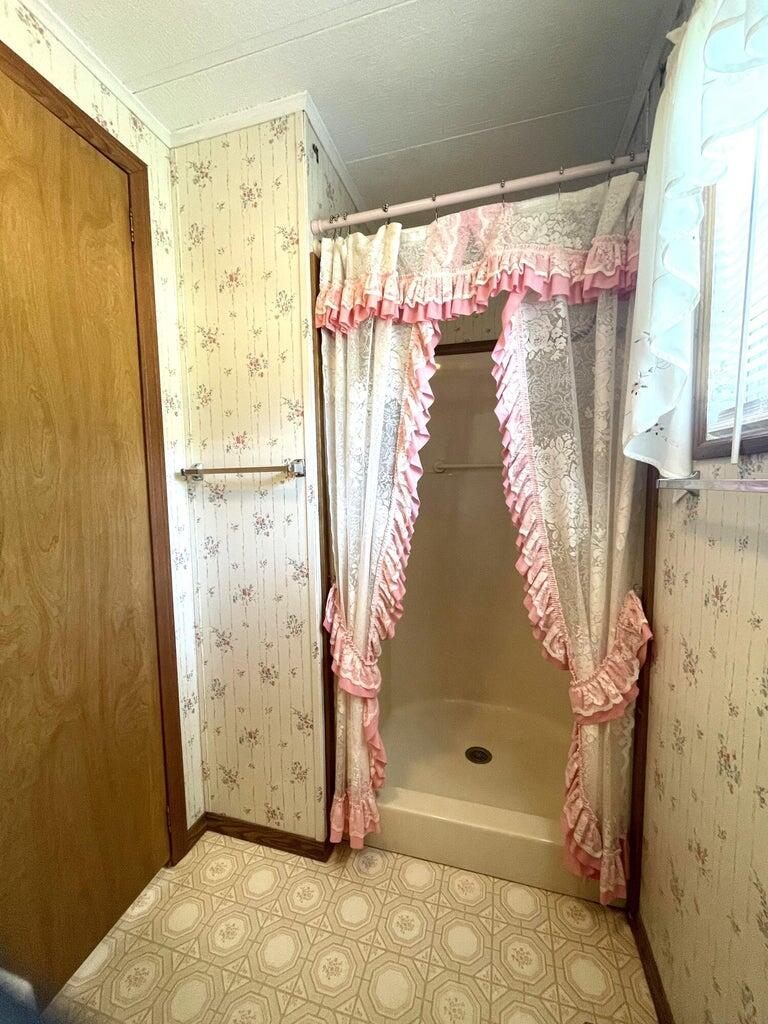 2 Arlene Lane Windham, ME 04062 - Photo 19 of 21 Bath 2 Shower