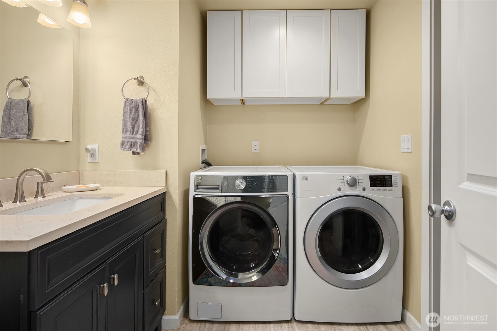 1452 8th Place South Edmonds, WA 98020 - Photo 19 of 38