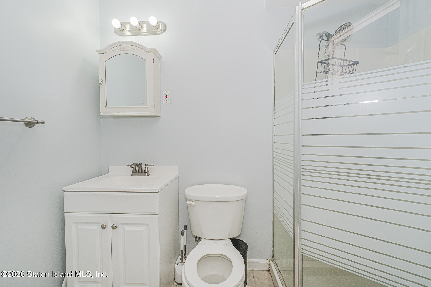 61 Middle Loop Road Staten Island, NY 10308 - Photo 19 of 26 Bathroom