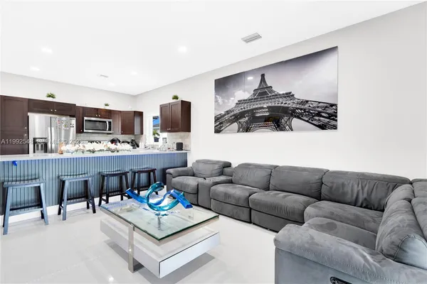 $3,800 | 30775 Southwest 158 Path, Unit A, Homestead, FL 33033